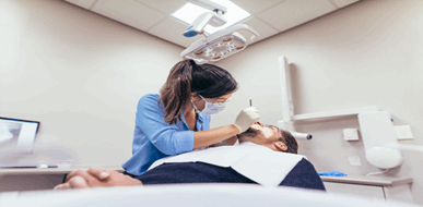 לא כל רופא - מומחה: המדריך לבחירת רופא שיניים - תמונת המחשה