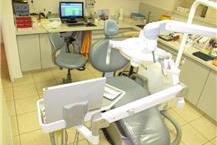 תמונה שצולמה להמחשת העבודות של ד"ר קוטון אביהו - 3 רופאי שיניים