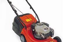 תמונה שצולמה להמחשת העבודות של סופר לנג לגנן ולחקלאי בע"מ מכסחת דשא