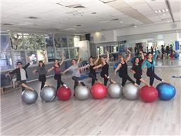 תמונה שצולמה להמחשת העבודות של ארנון לואיזה - סטודיו למחול - 1 לימודי ריקוד ותנועה לבנות