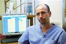 תמונה שצולמה להמחשת העבודות של ד"ר שפינקו יואב - מומחה לאורתודונטיה - 1 ד"ר יואב שפינקו