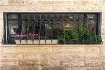 תמונה שצולמה להמחשת העבודות של מסגריית אבאדאן תמונה של מסגריית אבאדאן