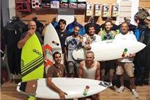 תמונה שצולמה להמחשת העבודות של גלשני אולטרה וייב - 1 תמונה של גלשני אולטרה וייב