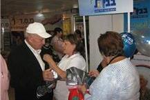 תמונה שצולמה להמחשת העבודות של "בבית"-שרותי עזרה לקשיש-הנהלה ארצית הכוונה לדיור מוגן