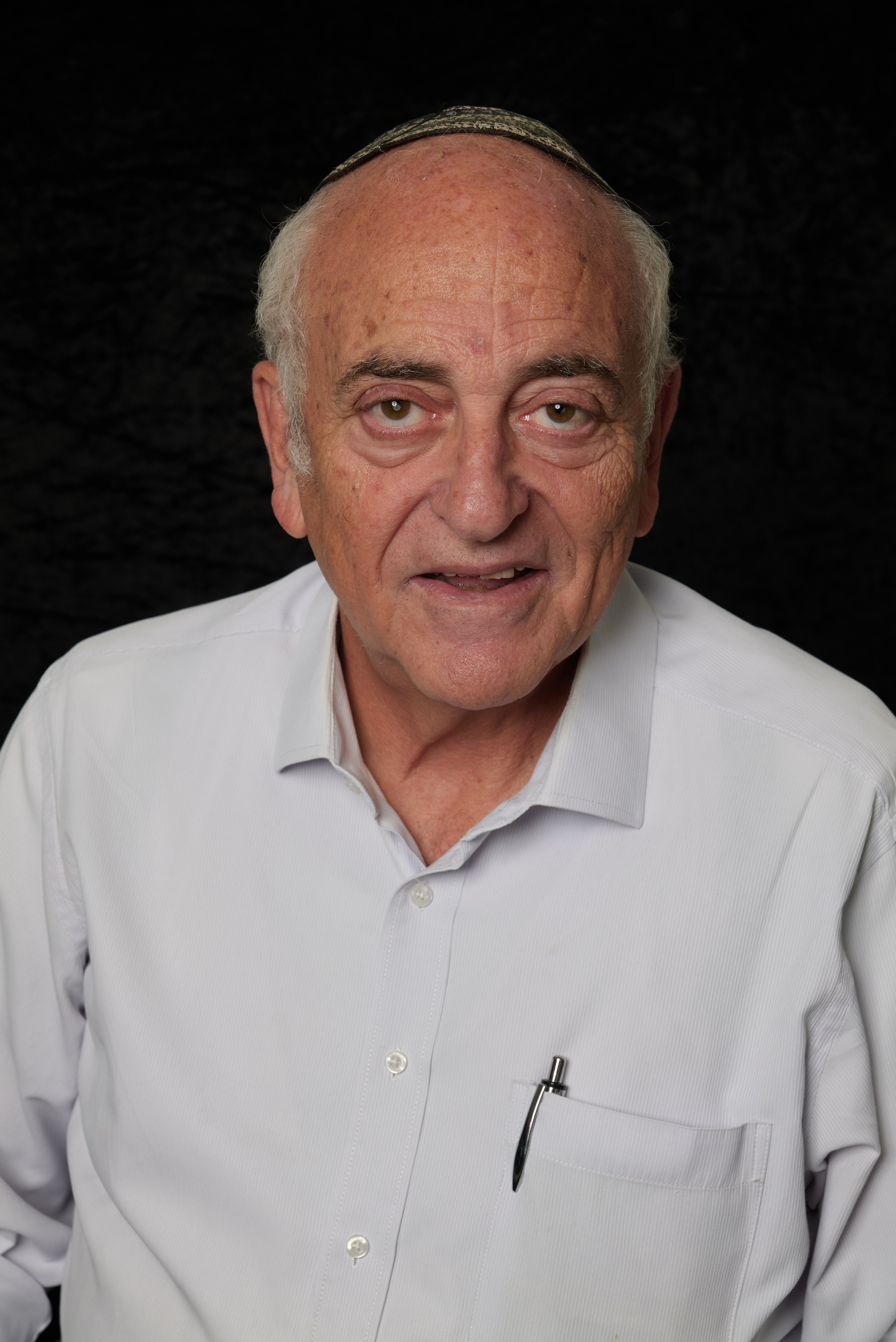 תמונה שצולמה להמחשת העבודות של עו"ד אלימלך יערי תמונה של עו"ד אלימלך יערי