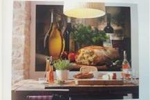 תמונה שצולמה להמחשת העבודות של שלמה בן שושן מכירת טפטים לקירות