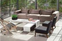 שולחן וכורסאות