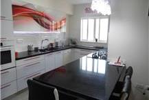 תמונה שצולמה להמחשת העבודות של נגרית אביב רבי בתי עץ