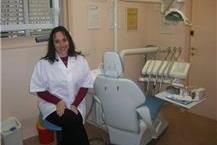 תמונה שצולמה להמחשת העבודות של ד"ר אסטלה אנגלברג וד"ר יהודית אנגלברג-גבאי מרפאות שיניים בראשון לציון