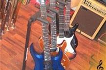 תמונה שצולמה להמחשת העבודות של אורי ספיר בע"מ חידוש ושיפוץ כלי נגינה בירושלים