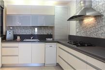 תמונה שצולמה להמחשת העבודות של זכוכית 2000 - 1 חיפויי זכוכית