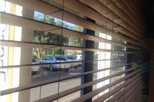 תמונה שצולמה להמחשת העבודות של שטיחי ירושלמי בע"מ וילונות הצללה