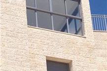 תמונה שצולמה להמחשת העבודות של אלום נאמן - 1 תמונה של אלום נאמן