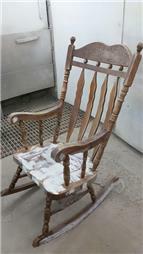 תמונה שצולמה להמחשת העבודות של מצבעת חיים וחידוש רהיטים תמונה של מצבעת חיים וחידוש רהיטים