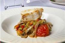 תמונה שצולמה להמחשת העבודות של אידי דגים פירות ים