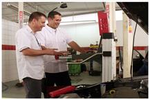 תמונה שצולמה להמחשת העבודות של קיה-מרכז שירות קרל ר"ג - 1 פחחות לרכב מסחרי