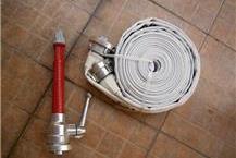 צינורות וזרנוקים לכיבוי אש