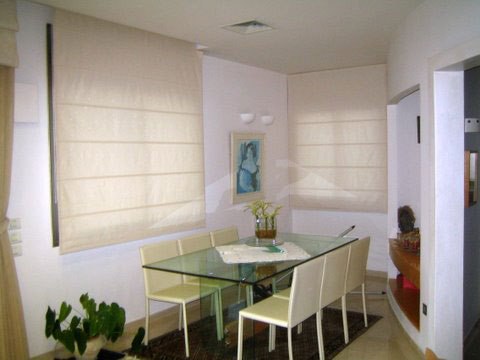 תמונה שצולמה להמחשת העבודות של וילונות סנרול-מוצרי הצללה תמונה של וילונות סנרול-מוצרי הצללה