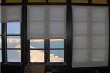 תמונה שצולמה להמחשת העבודות של וילונות סנרול-מוצרי הצללה וילון גלילה