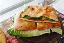 תמונה שצולמה להמחשת העבודות של פיצה קפריצ'יו - 1 מזון מהיר