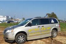 לימוד נהיגה לבעלי מוגבלויות בפתח תקווה