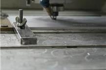 תמונה שצולמה להמחשת העבודות של א.א. פנגרף חיתוך פלסטיק בלייזר