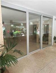 תמונה שצולמה להמחשת העבודות של א. בלייכר תעשיות בע"מ דלתות מסתובבות