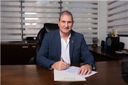 תמונה שצולמה להמחשת העבודות של עו"ד ונוטריון ראובן מלאך - 2 תמונה של עו"ד ונוטריון ראובן מלאך