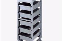 עגלה עם מגירות