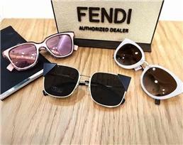 תמונה שצולמה להמחשת העבודות של אופטיק אילן משקפי שמש לנשים