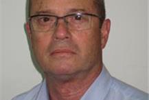 ד"ר מ. פריטש (פרי)