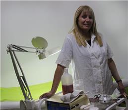 תמונה של אפילציה וקוסמטיקה-אתי נקש טיפולים ובית ספר