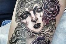 תמונה שצולמה להמחשת העבודות של ענת טאטו - 3 ציור קעקועים ביד חופשית