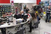 תמונה שצולמה להמחשת העבודות של מחשבים וסלולר - 1 חנות מחשבים וסלולר