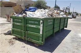 תמונה שצולמה להמחשת העבודות של יניב אלוף הבובקט בעפולה תמונה של יניב אלוף הבובקט בעפולה