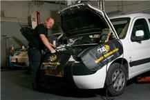 תמונה שצולמה להמחשת העבודות של מוסך שלדור בע"מ - 2 טיפולי חשמל לרכב