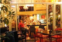 בית קפה בתל-אביב