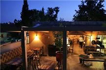 תמונה שצולמה להמחשת העבודות של אדמה תמונה של אדמה