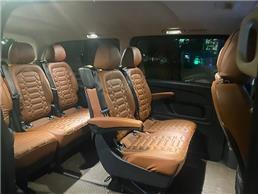 תמונה שצולמה להמחשת העבודות של הסעות גדולות תמונה של הסעות גדולות