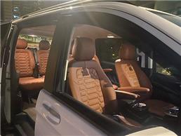 תמונה שצולמה להמחשת העבודות של הסעות גדולות תמונה של הסעות גדולות