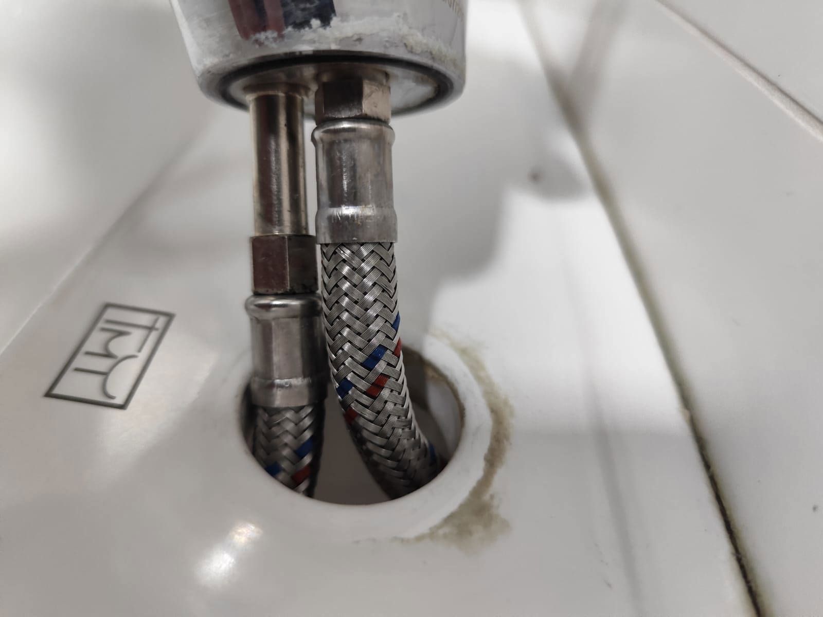 תמונה שצולמה להמחשת העבודות של אסף אינסטלציה ואיתור נזילות תמונה של אסף אינסטלציה ואיתור נזילות