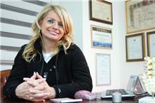 תמונה שצולמה להמחשת העבודות של ד"ר  תמר ישר - 2 תמר ישר מרפאה