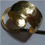 תמונה שצולמה להמחשת העבודות של סטודיו מתי לתכשיטים צורף