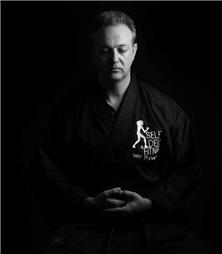 תמונה של הגנה עצמית - ליאור נעים