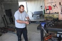 תמונה שצולמה להמחשת העבודות של באסם גלי הנעה צוות מקצועי