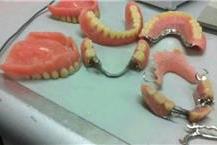 טכנאות שיניים ומעבדות