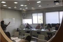 חומרים לבניית ציפורניים