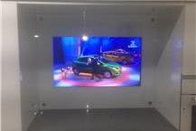 תמונה שצולמה להמחשת העבודות של איכות הזכוכית רהיטי זכוכית