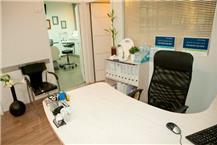 קבלה אצל רופאת שיניים