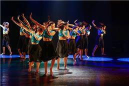 תמונה שצולמה להמחשת העבודות של שחר פרידמן סטודיו למחול ריקוד ותנועה למתקדמים